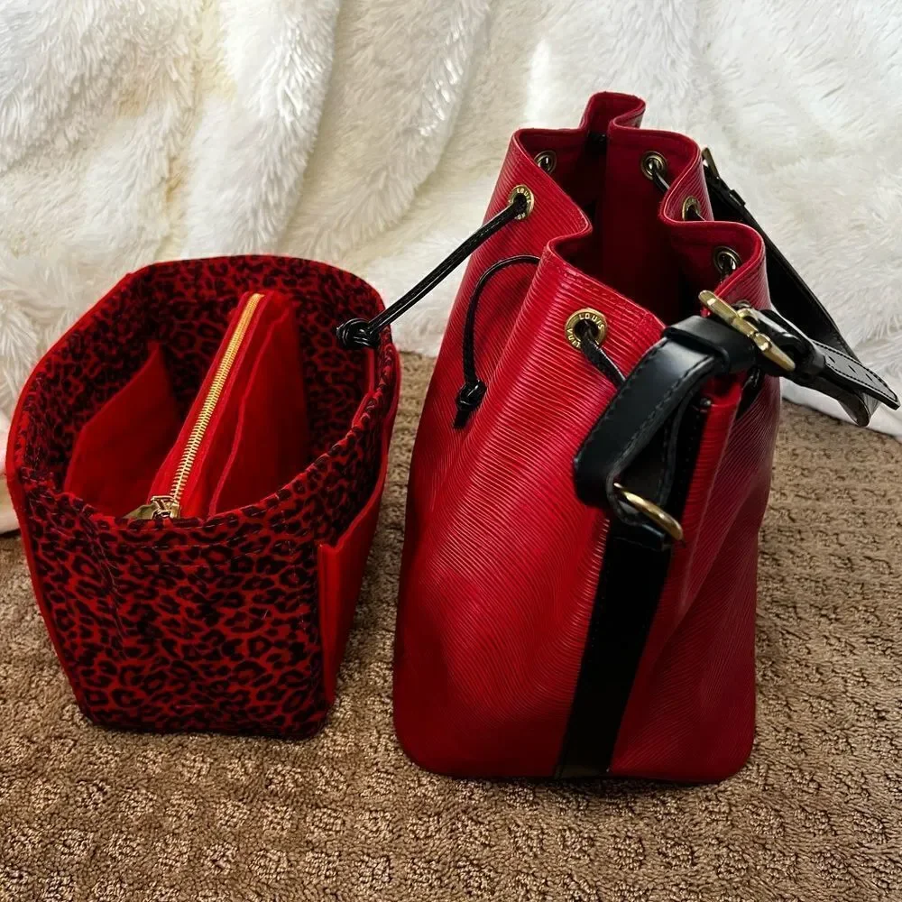 AUTH LOUIS VUITTON EPI LEATHER NOE- BLACK AND RED